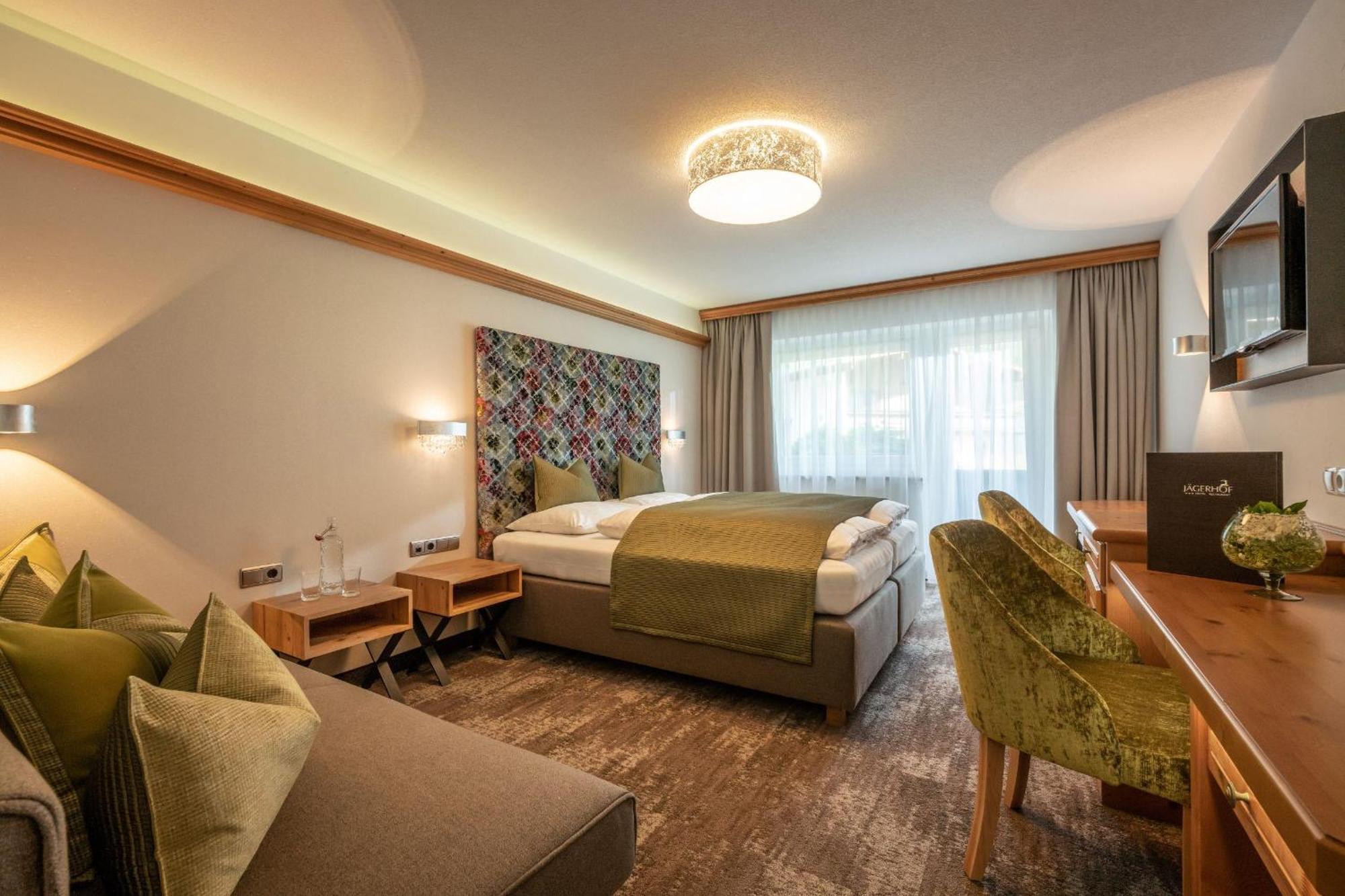 Hotel Jaegerhof 메이른호픈 외부 사진